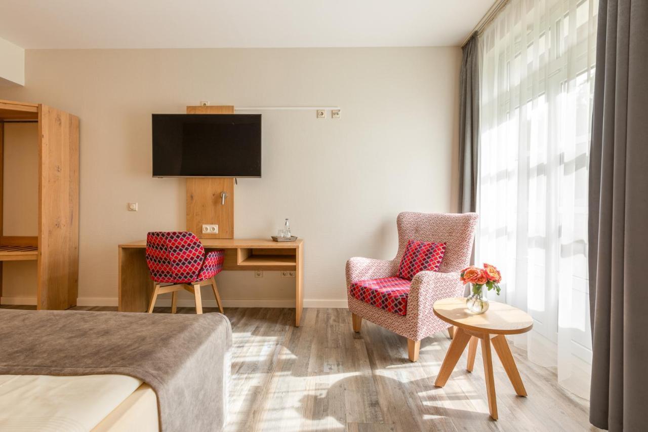 Hotel Waldesrand Херфорд Екстериор снимка
