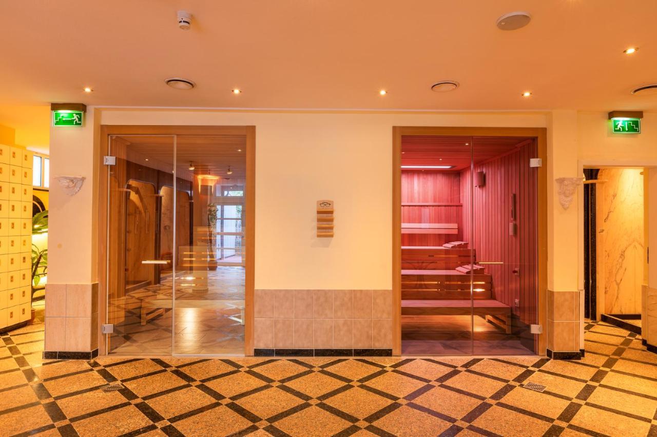 Hotel Waldesrand Херфорд Екстериор снимка