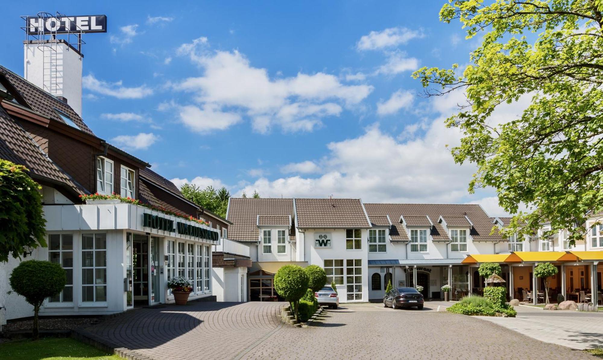 Hotel Waldesrand Херфорд Екстериор снимка