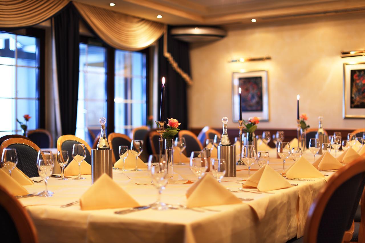 Hotel Waldesrand Херфорд Екстериор снимка